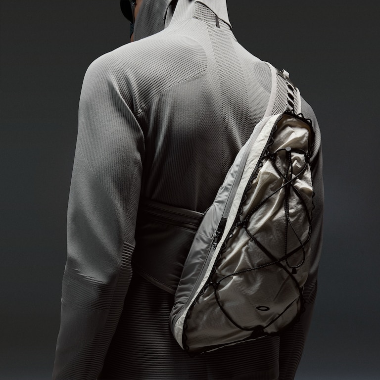 Latitude Veil Slingpack Jacket - Cement