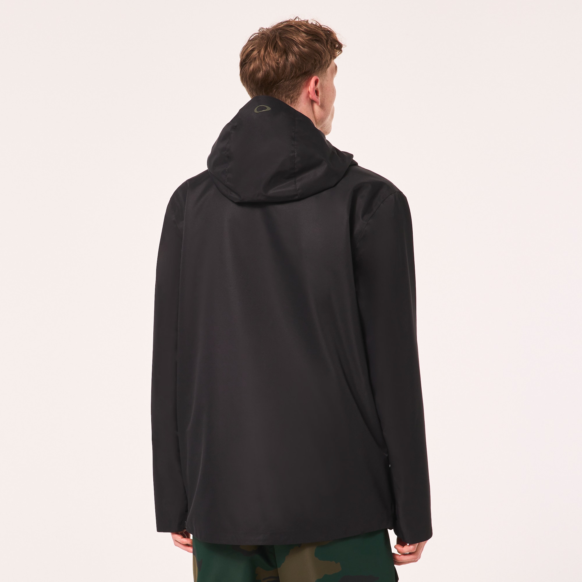 Oakley Divisional Rc Shell Anorak in Blackout | Oakley® US