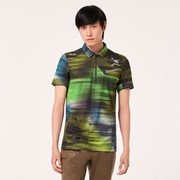 Skull Mirage Graphic Zip Shirt - Black Print