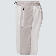 Wanderer 19" Hybrid Short - Lunar Rock