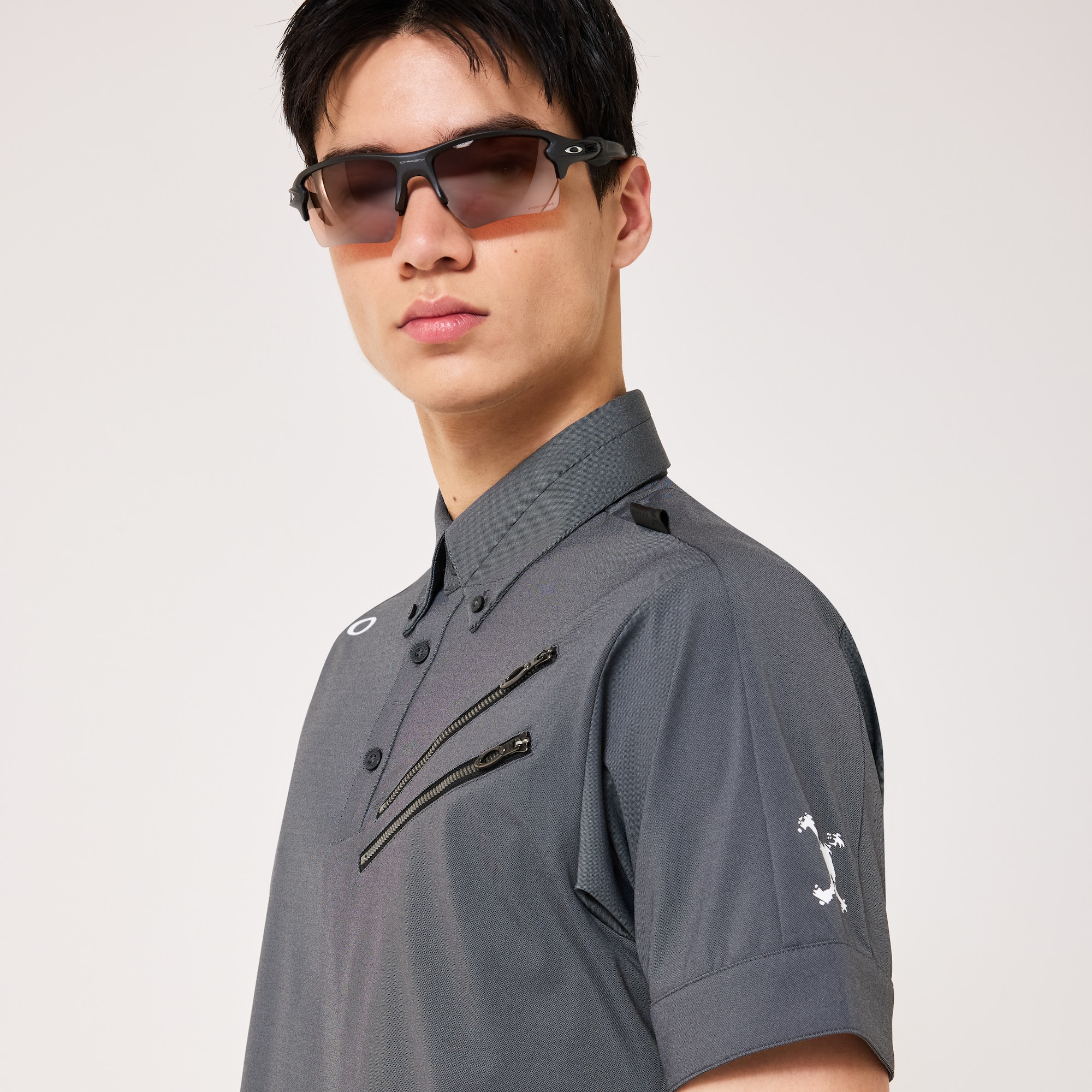 Oakley Skull Cool Stretch Claw Shirt in Pitch Black | Oakley® JP