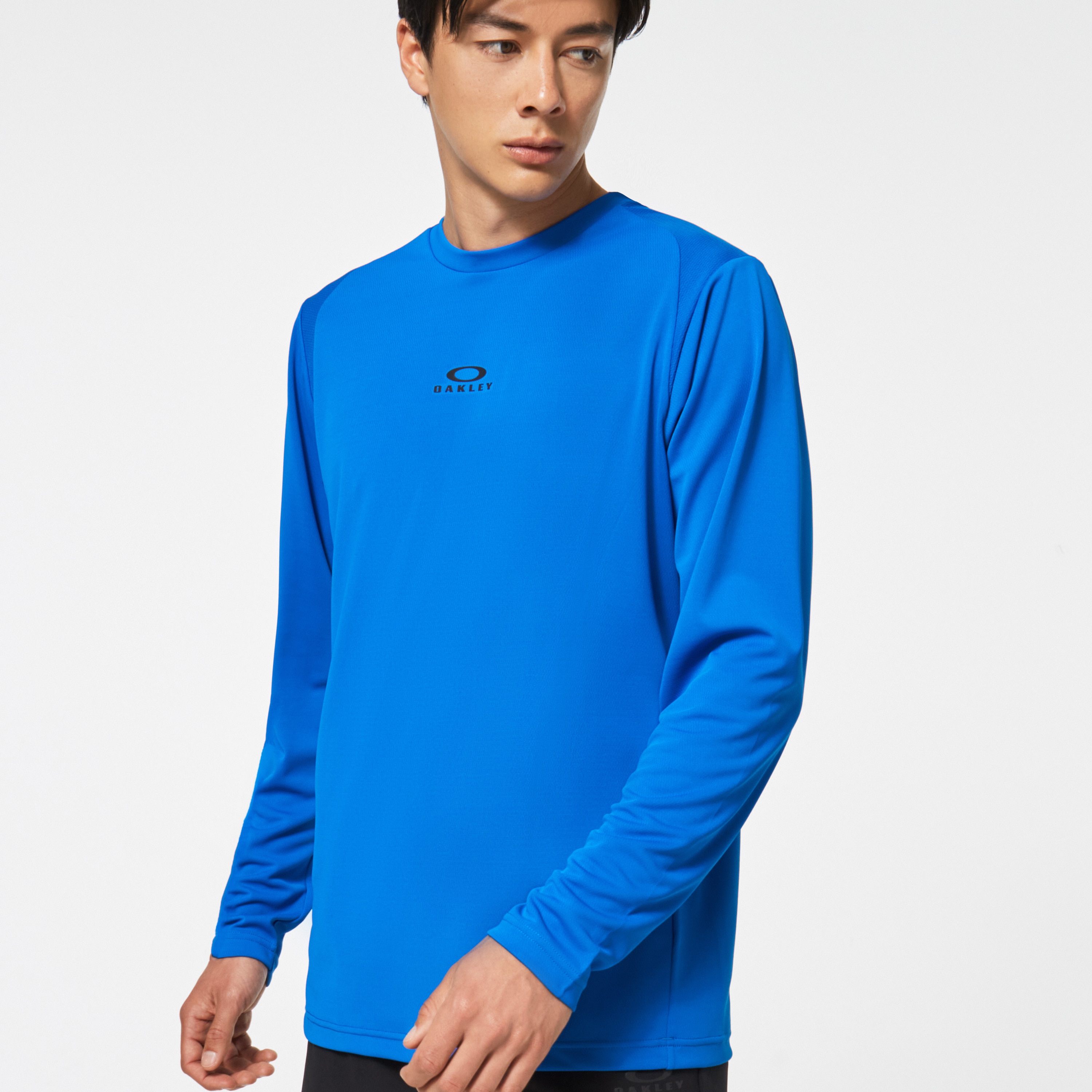 Oakley Foundational Training Long Sleeve Tee in Ozone | Oakley® US