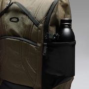 Enduro 25L Backpack - Deep Olive