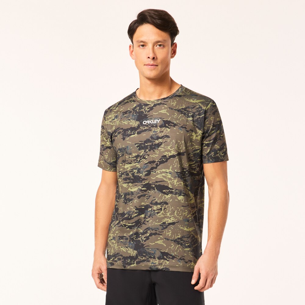 オークリー Rash Tee 24.0 Tiger Mountain Camo Blue | オークリー公式