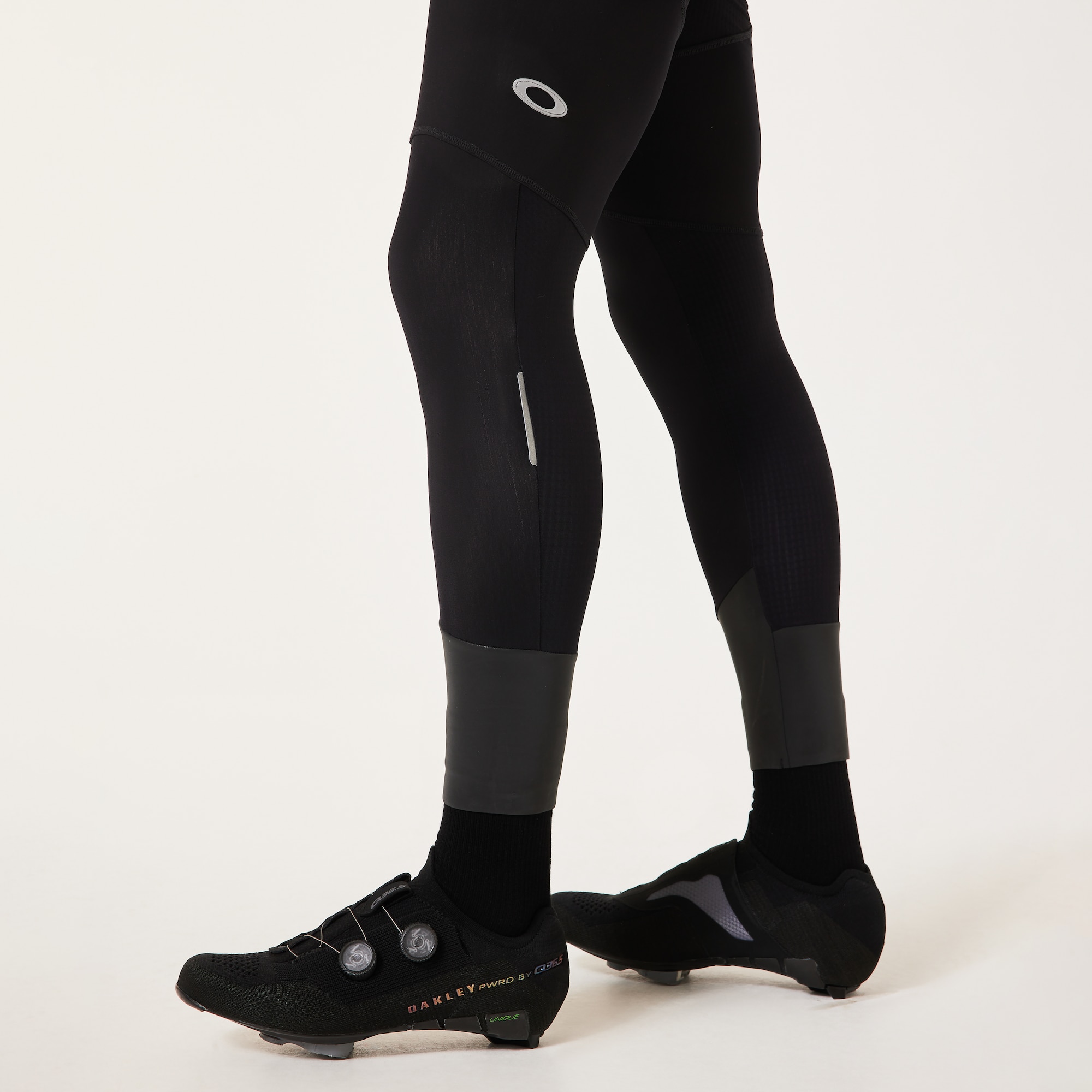 Oakley Endurance Pro Thermal Tight ビブタイツ Oakley Endurance PRO Thermal Tight in Blackout | Oakley® CA