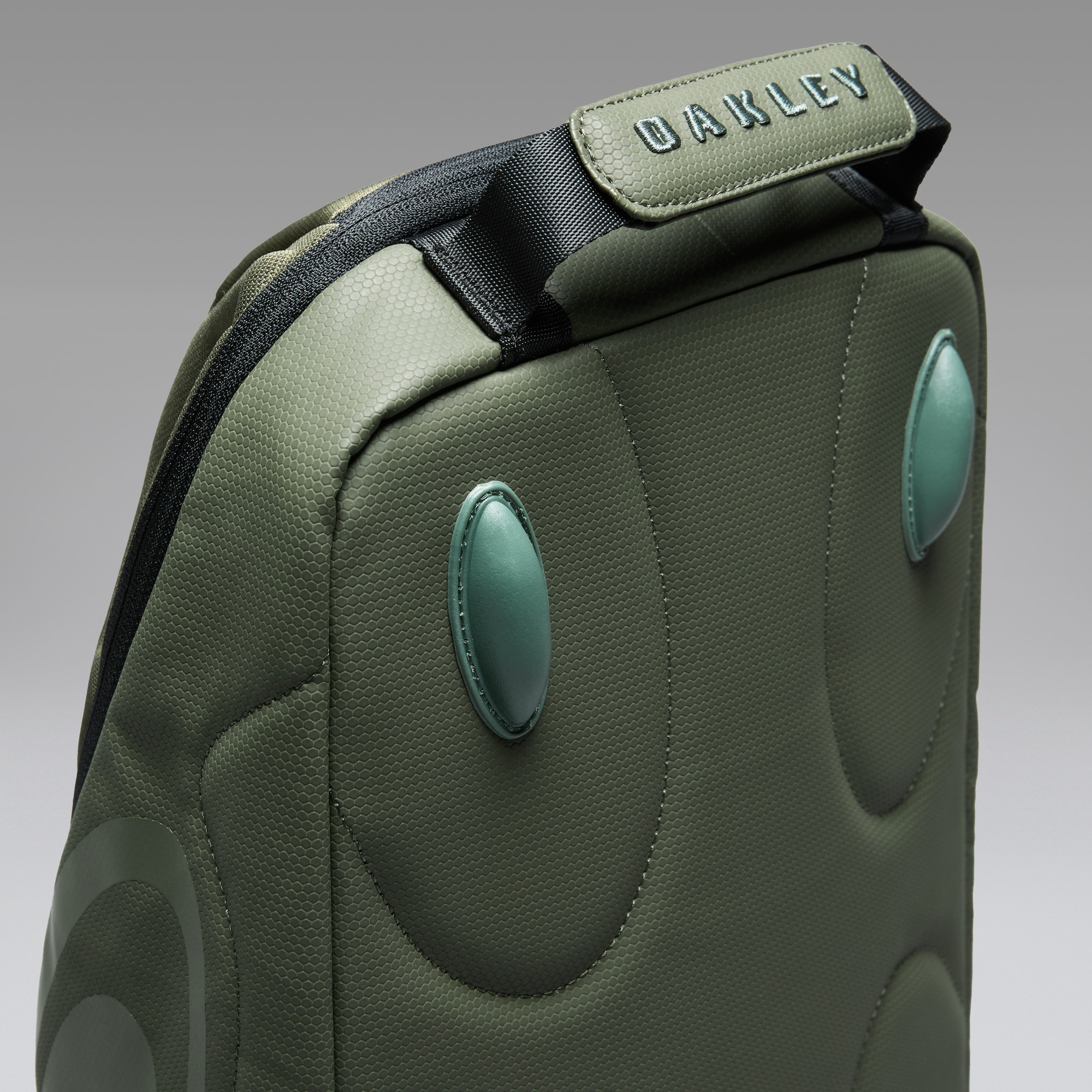 Oakley Shoeone Bag in Deep Olive | Oakley® US