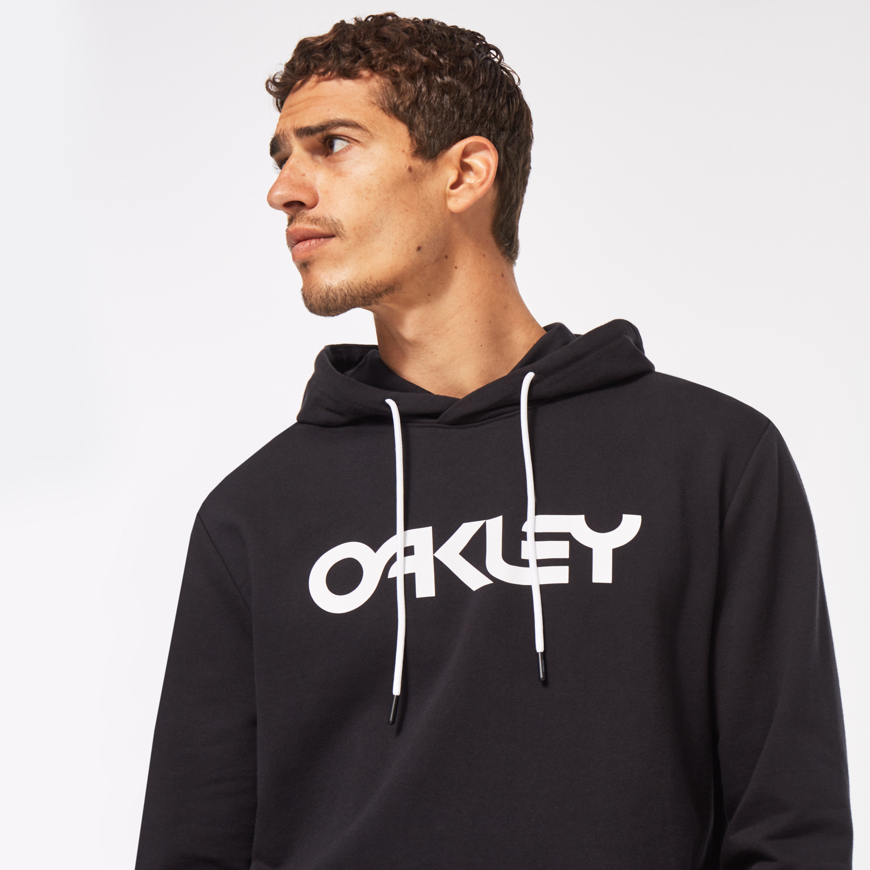 Oakley B1B Po Hoodie 2.0 in Black/White | Oakley® | Official