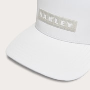 Oakley Bark Snapback - White