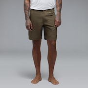 Baseline Hybrid 18” Short - Deep Olive