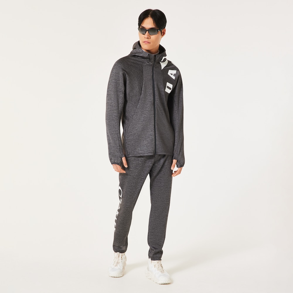 FOA408204__29A_omfr1.png?