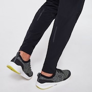 Top Standard Training Pant - Blackout