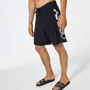 Sideways B1B 19" Boardshort - Blackout