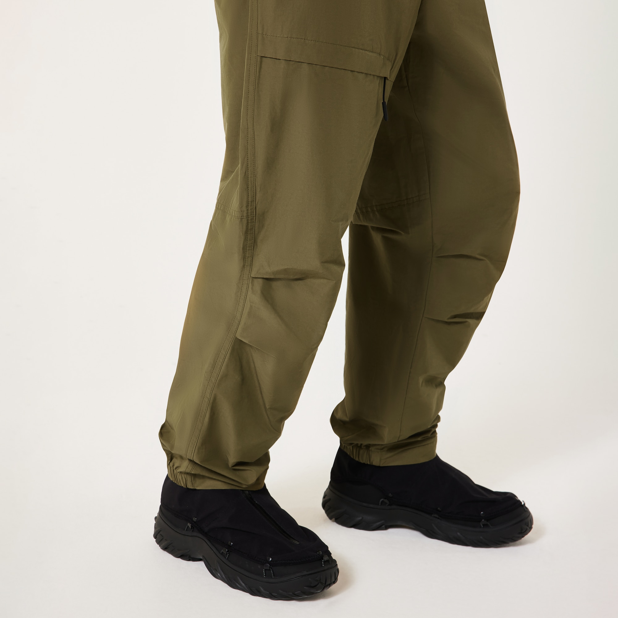 Oakley Off-Slope Pant in Army Green | Oakley® US