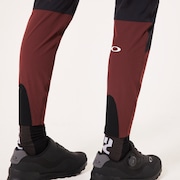 W. Seeker Airline Pant - Grenache