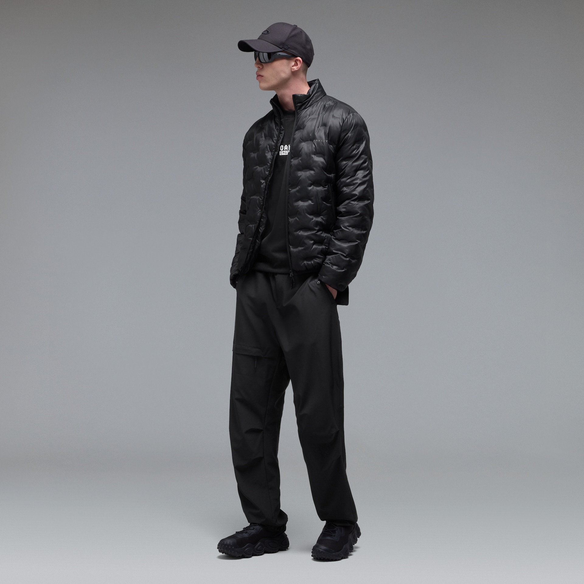 Oakley Men's Whirl Szn Jacket Size:
