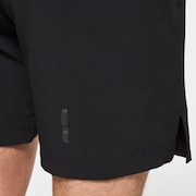 Foundational 7 Short 2.0 - Blackout