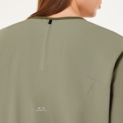 Latitude Flight Convert Shell Tee - Boulder Green