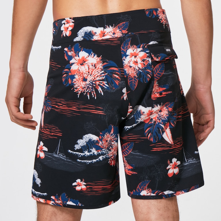 Tropical Bloom 18 Boardshort - Black Hawai