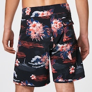 Tropical Bloom 18 Boardshort - Black Hawai