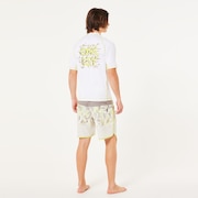Coral SS Rashguard - White
