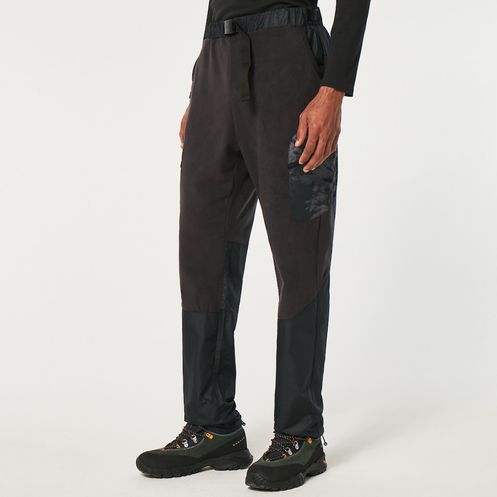 Oakley Wanderlust Cargo Pant in Black/Mountain Td Print | Oakley