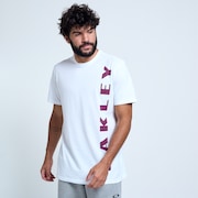 Camiseta Oakley Big Bark - Branco/Branco