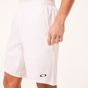 Slant Plain Shorts 9.0 - White