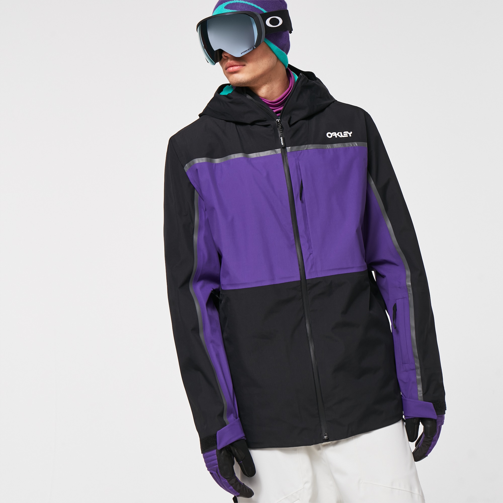 Oakley Evocative Shell Jacket in Blackout/Deep Violet | Oakley® US