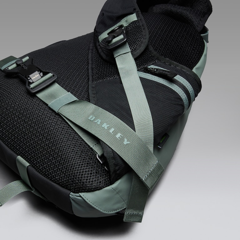Latitude Sling Pack - Aviator Green