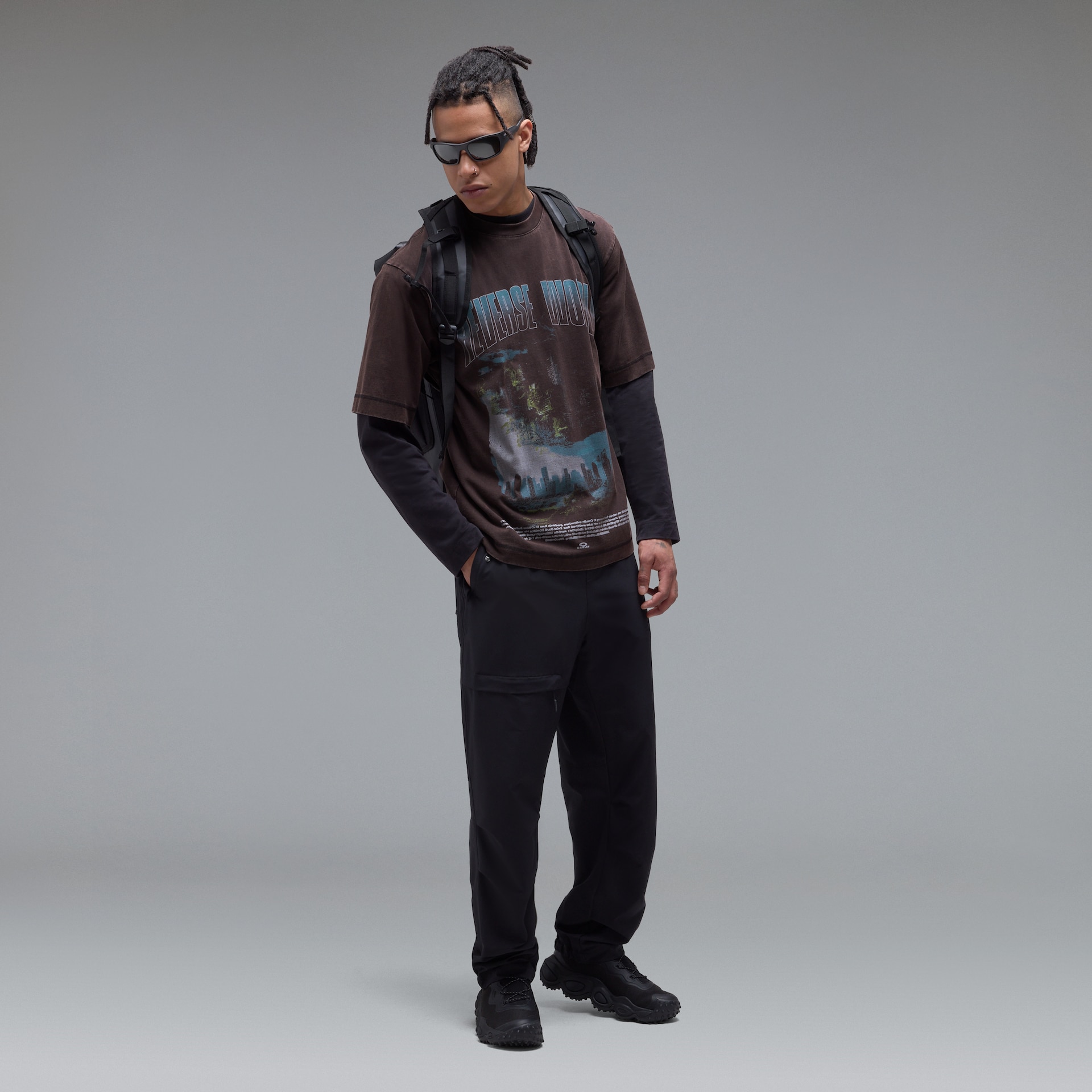 Oakley Men's Reverse World Tee Size: