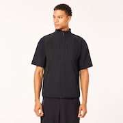Oakley Latitude Arc Vest em Blackout | Oakley® BR