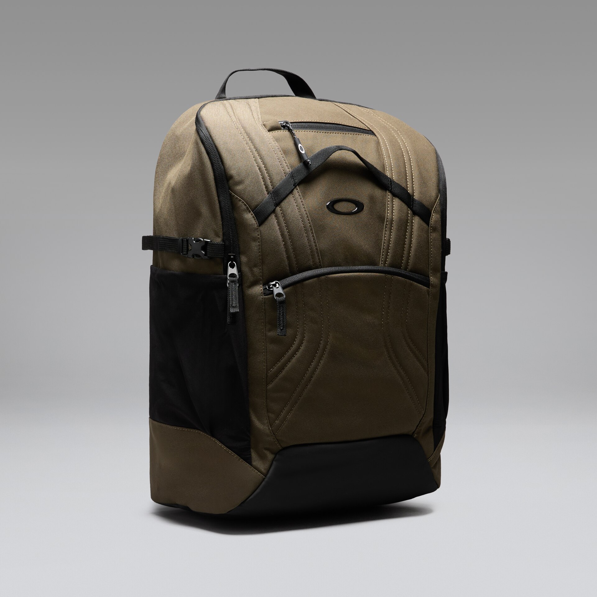 Oakley Enduro 25L Backpack in Pebble | Oakley® US