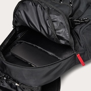 Bathroom Sink Rc Backpack - Blackout