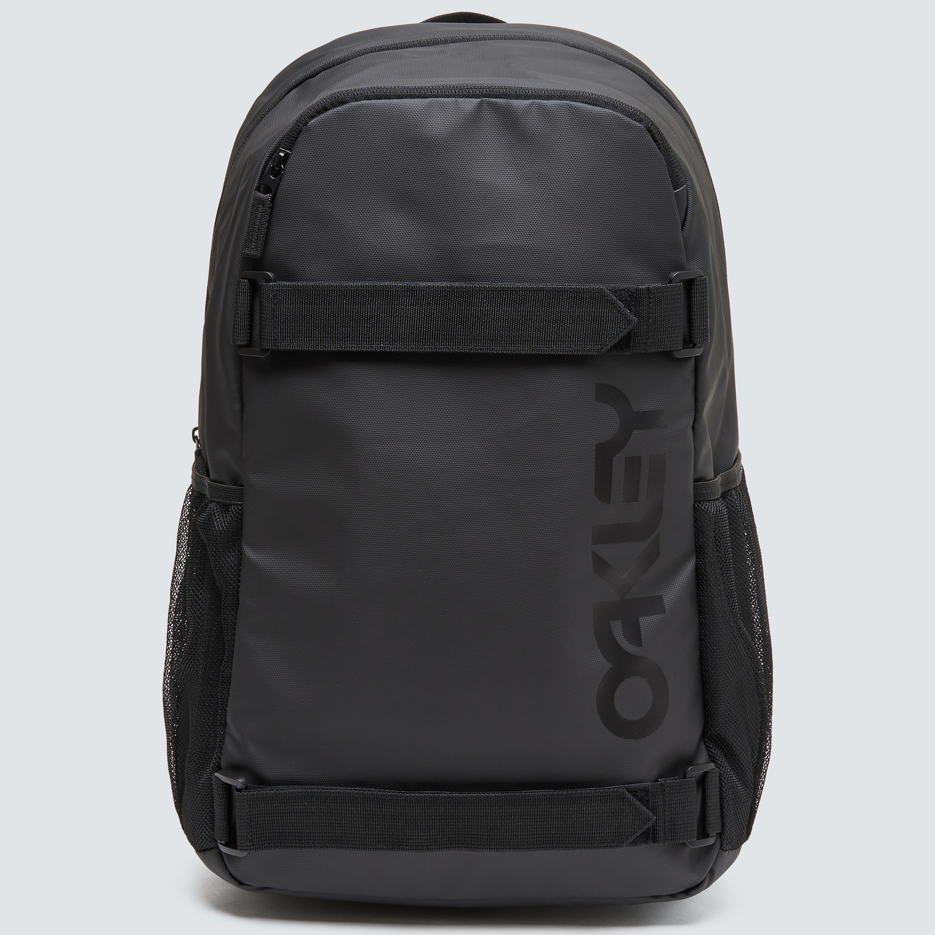 Oakley The Freshman Skate Backpack in Blackout | Oakley® CA