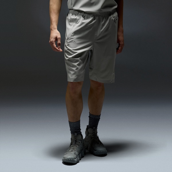 Latitude Veil Short