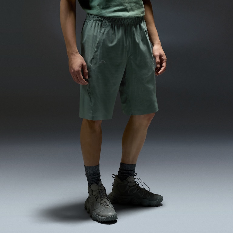 Latitude Veil Short - Aviator Green