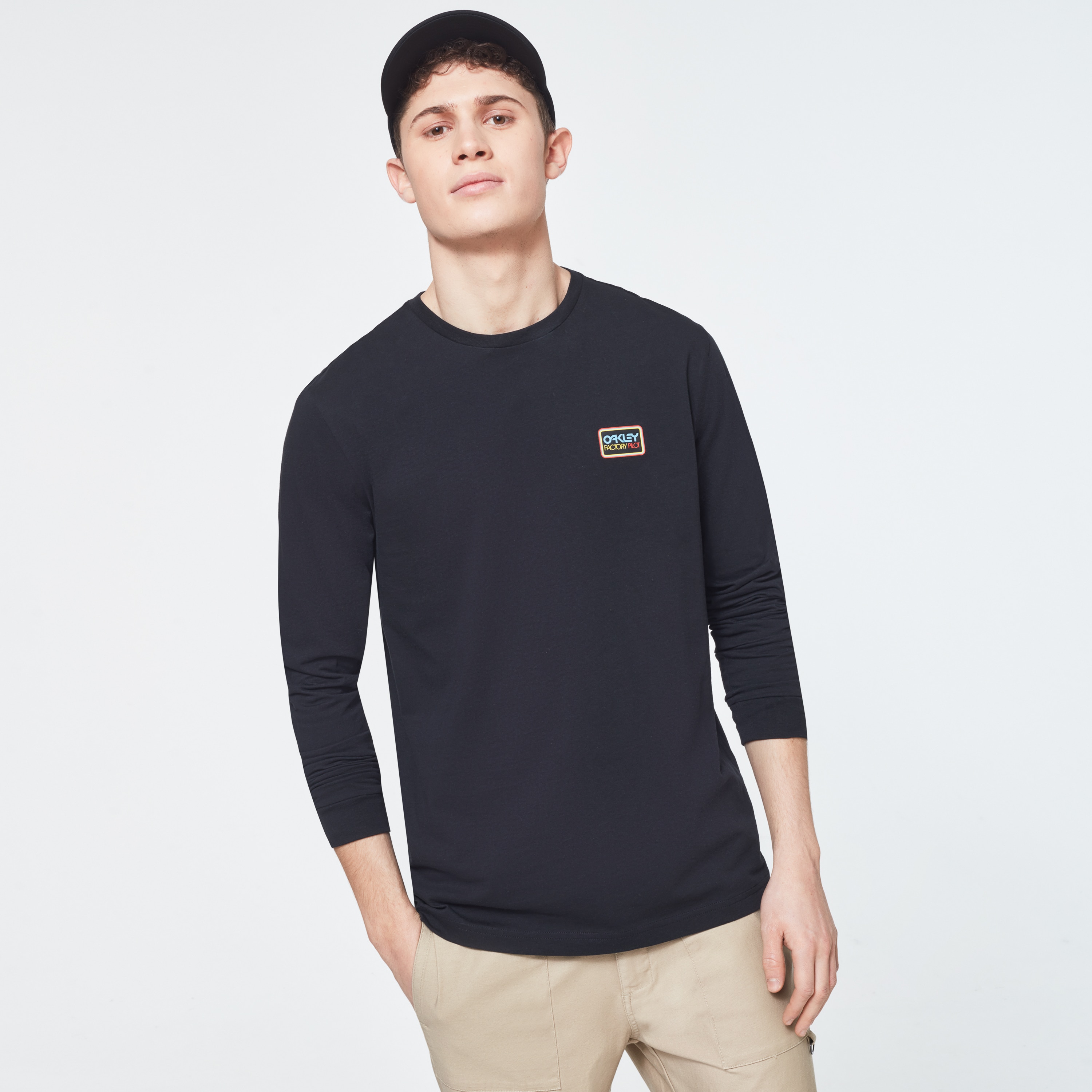 Oakley Factory Pilot LS Tee in Blackout | Oakley® | Official