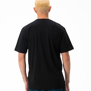 Camiseta Oakley Scale Mountain - Blackout
