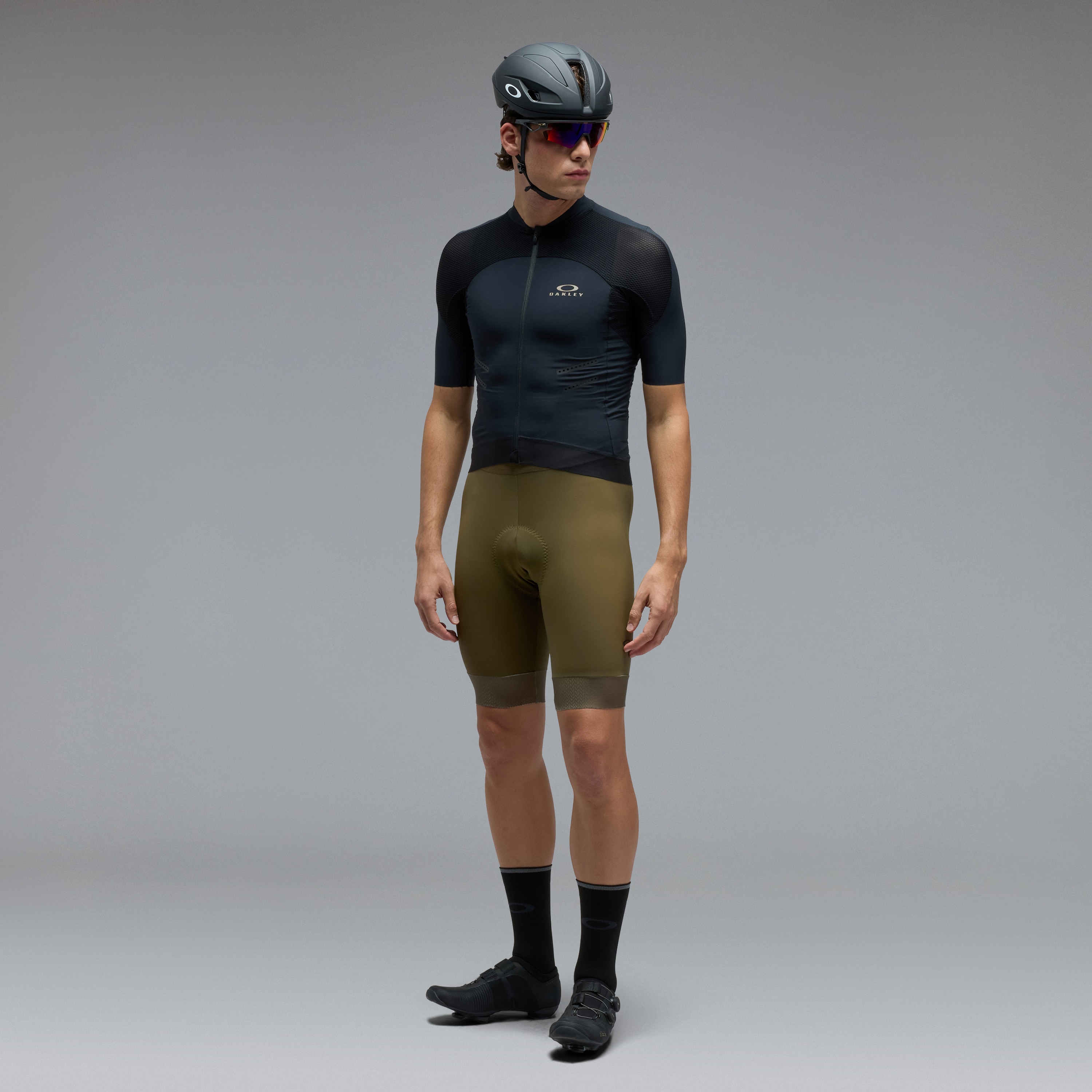 オークリー　ハーフパンツ ICON CLASSIC BIB メンズ FOA406091__7CE_omfr1.png