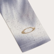 Striking Arm Cover 25.0 - White Print