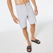 B1B Hybrd Short 20 - New Granite Heather