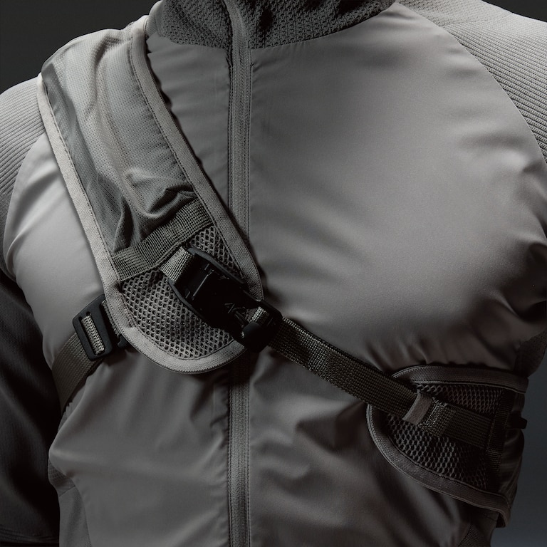Latitude Veil Slingpack Jacket - Cement