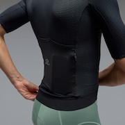 Endurance Lite Jersey - Pitch Black