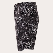 Skull Bloom Quartz Shorts - Black Print