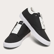 Banks Low Canvas - Black/White