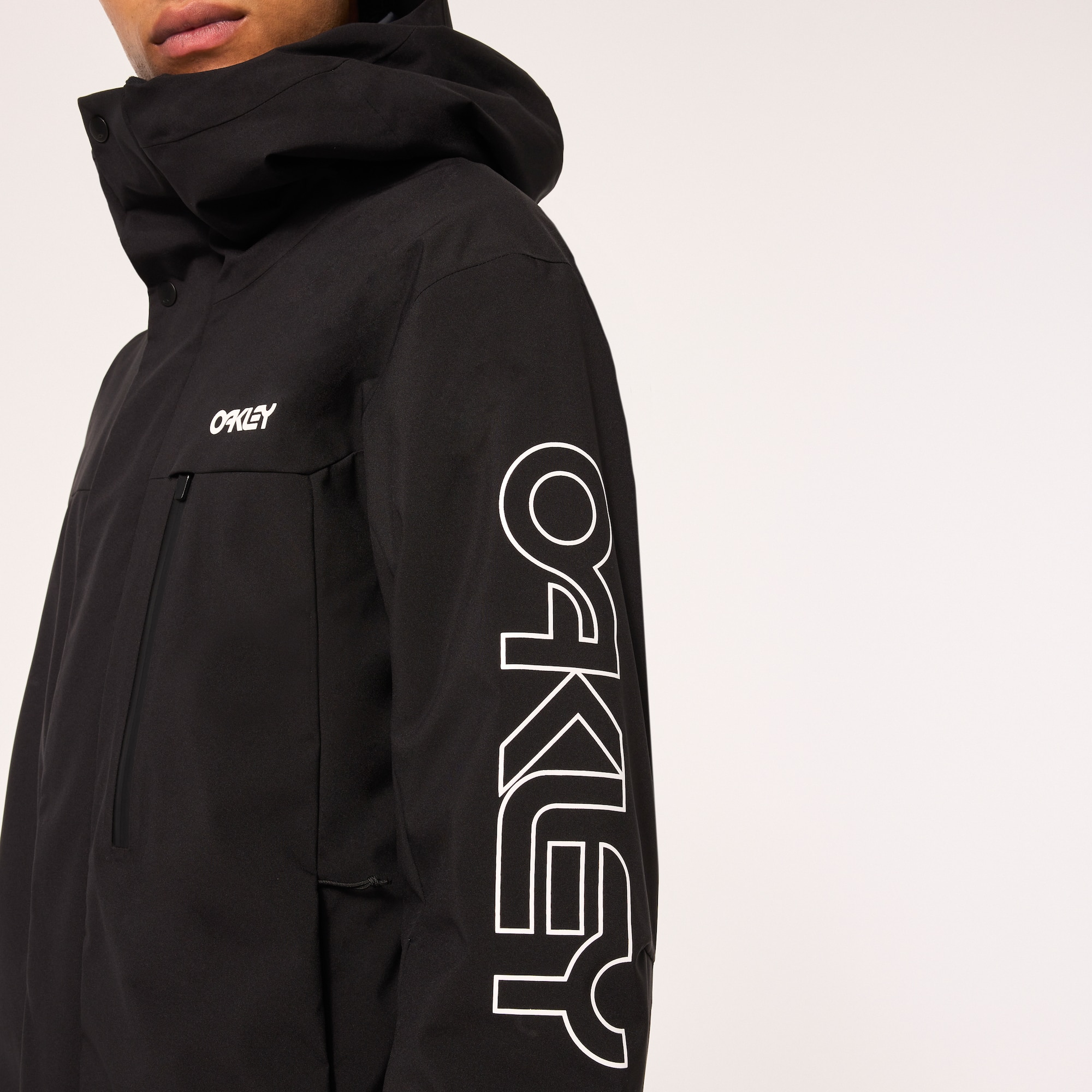 Oakley Tnp Tbt Insulated Jacket in Black/White Logo | Oakley® US