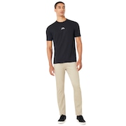 Bark New Short Sleeve - Blackout