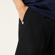 Striking Intense Knit Shorts 7.0 - Blackout