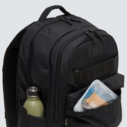 Street Skate Backpack 2.0 - Blackout