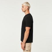 Relax Henley Tee - Blackout